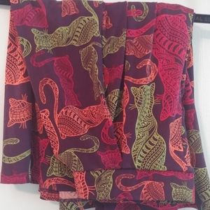 Lularoe Cat Madison Skirt with Pockets